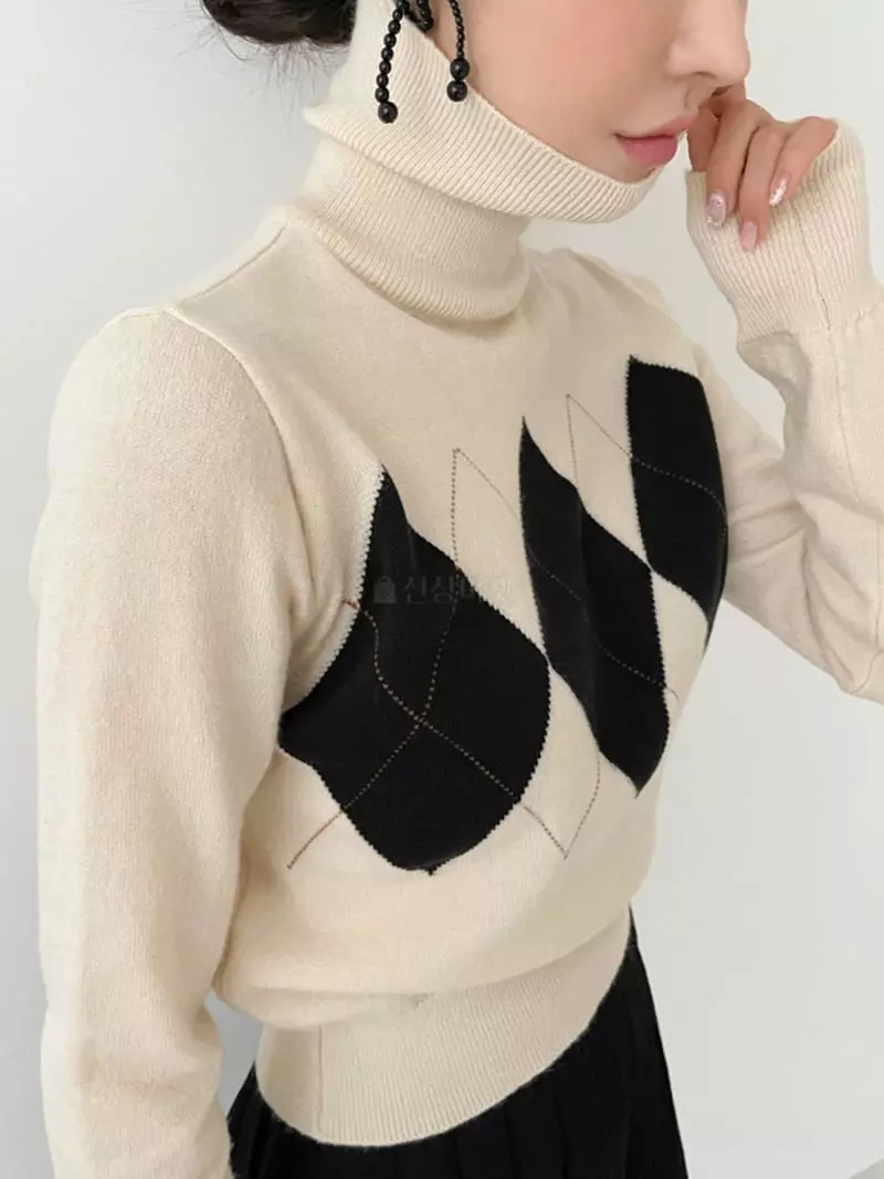 Highcolor - Korean Women Fashion - #momslook - Dia Turtleneck Knit Tee - 7