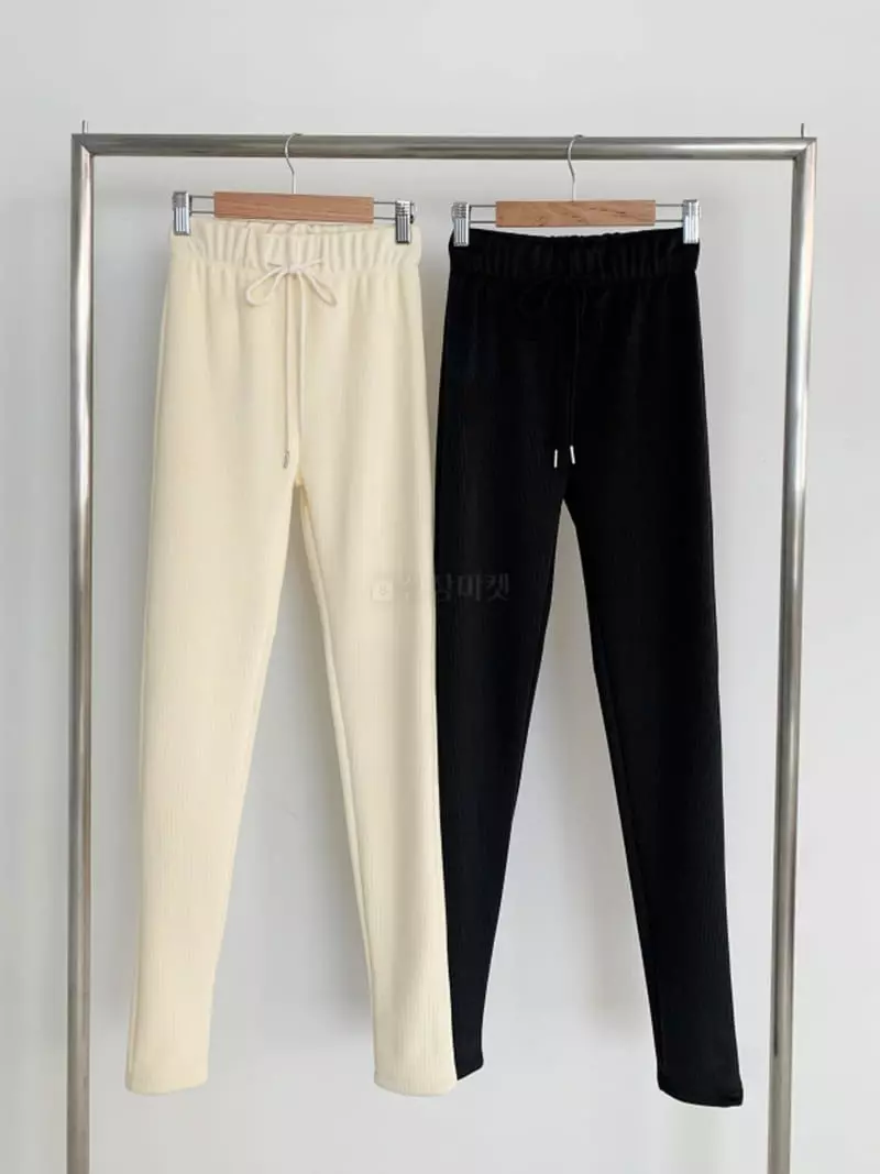 Highcolor - Korean Women Fashion - #romanticstyle - Fleece Leggings - 11