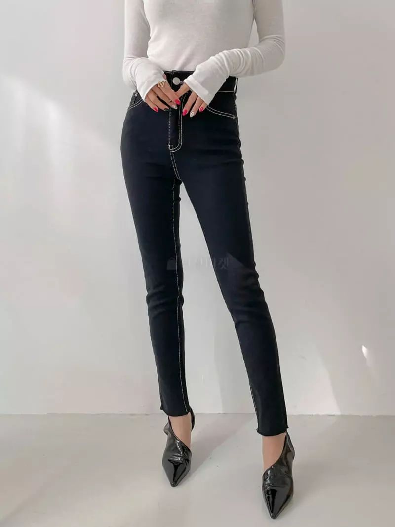 Highcolor - Korean Women Fashion - #womensfashion - Inseang Skinny Pants - 8