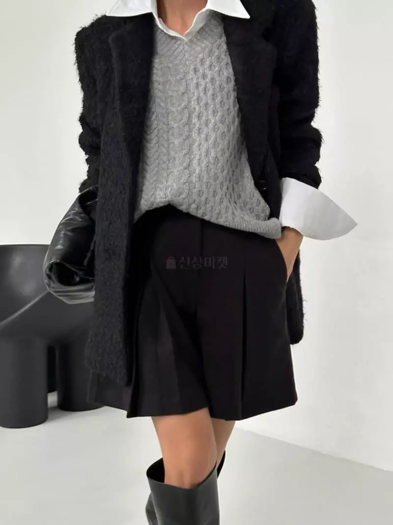 Highcolor - Korean Women Fashion - #womensfashion - Waffle Vest Knit - 3