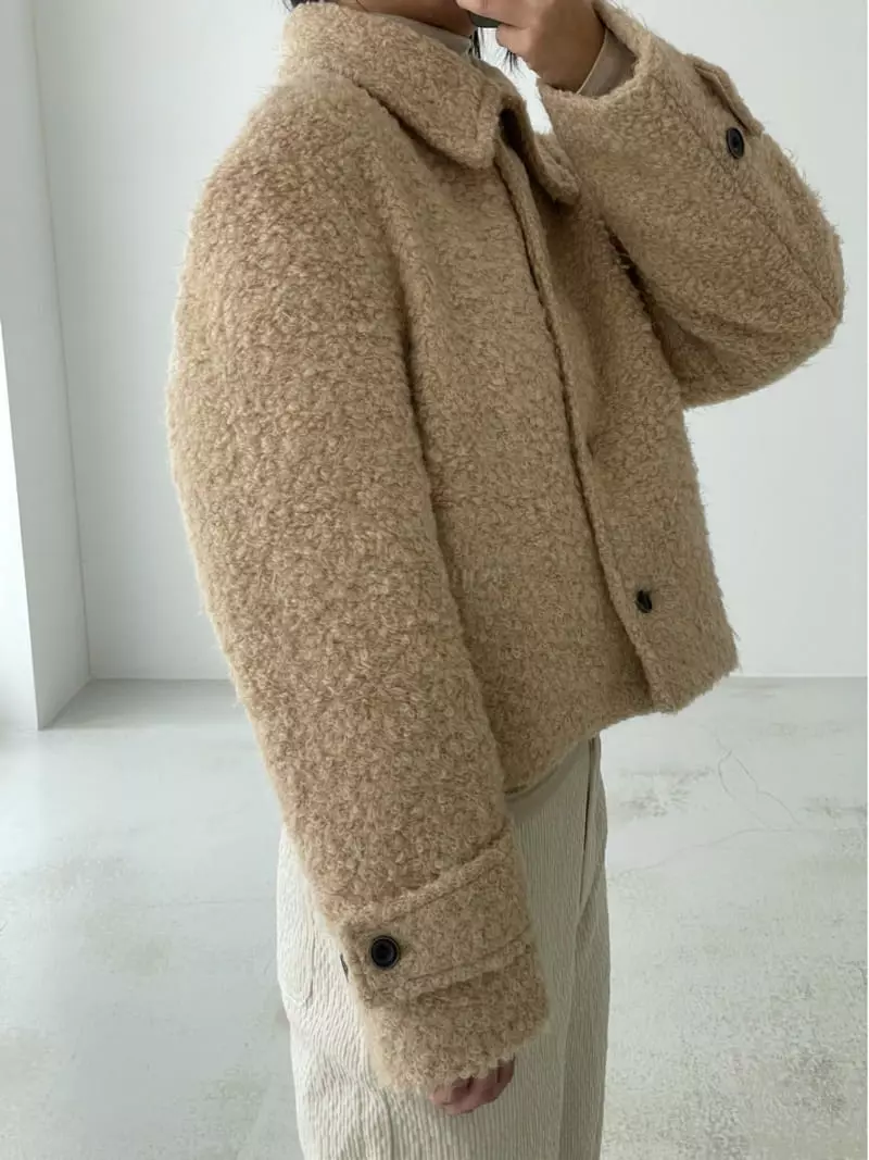 Hoper - Korean Women Fashion - #pursuepretty - Buckle Short Padding Jacket - 7