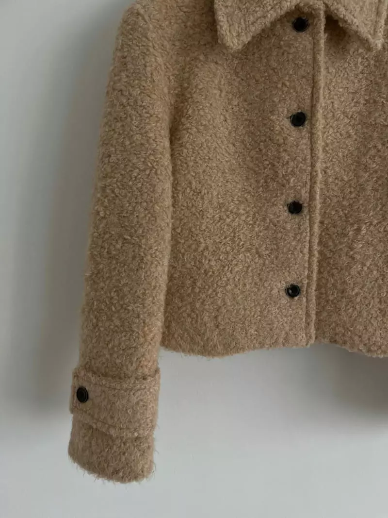 Hoper - Korean Women Fashion - #restrostyle - Buckle Short Padding Jacket - 8