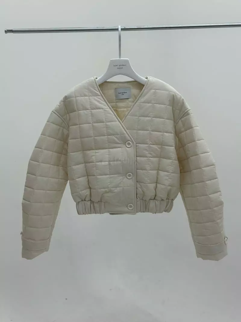 Howl - Korean Women Fashion - #momslook - Quilting Short Jumper