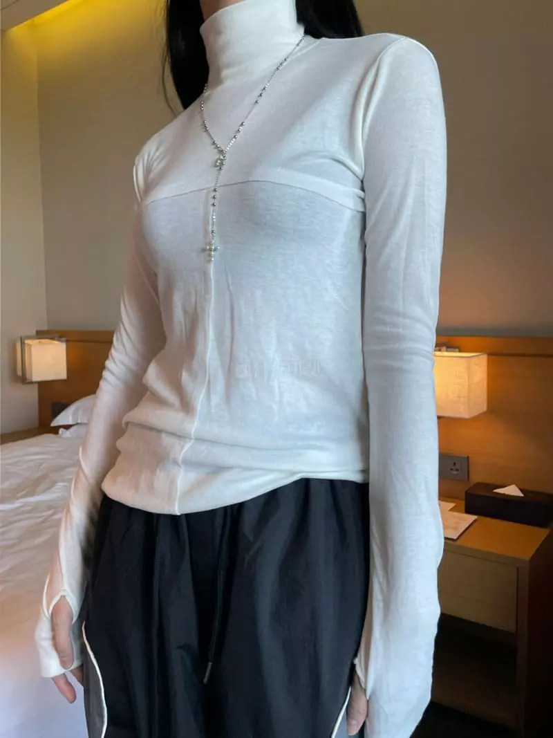 Howl - Korean Women Fashion - #womensfashion - Front Slit Long Sleeves Tee - 2