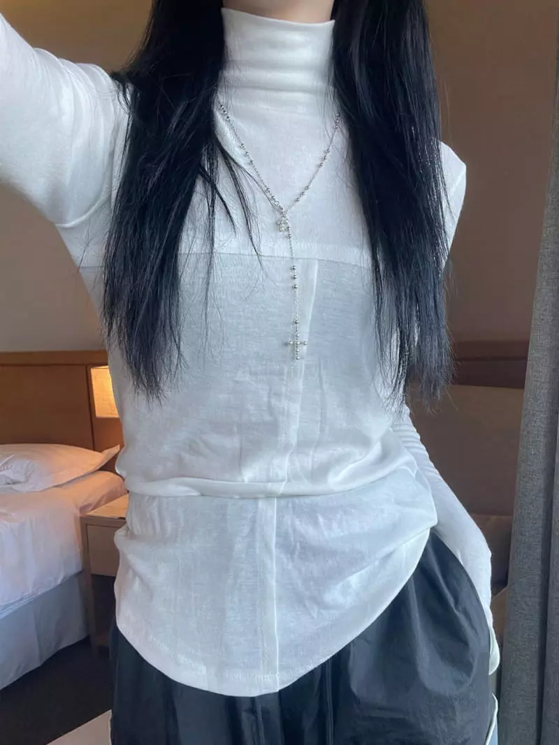 Howl - Korean Women Fashion - #momslook - Front Slit Long Sleeves Tee - 4