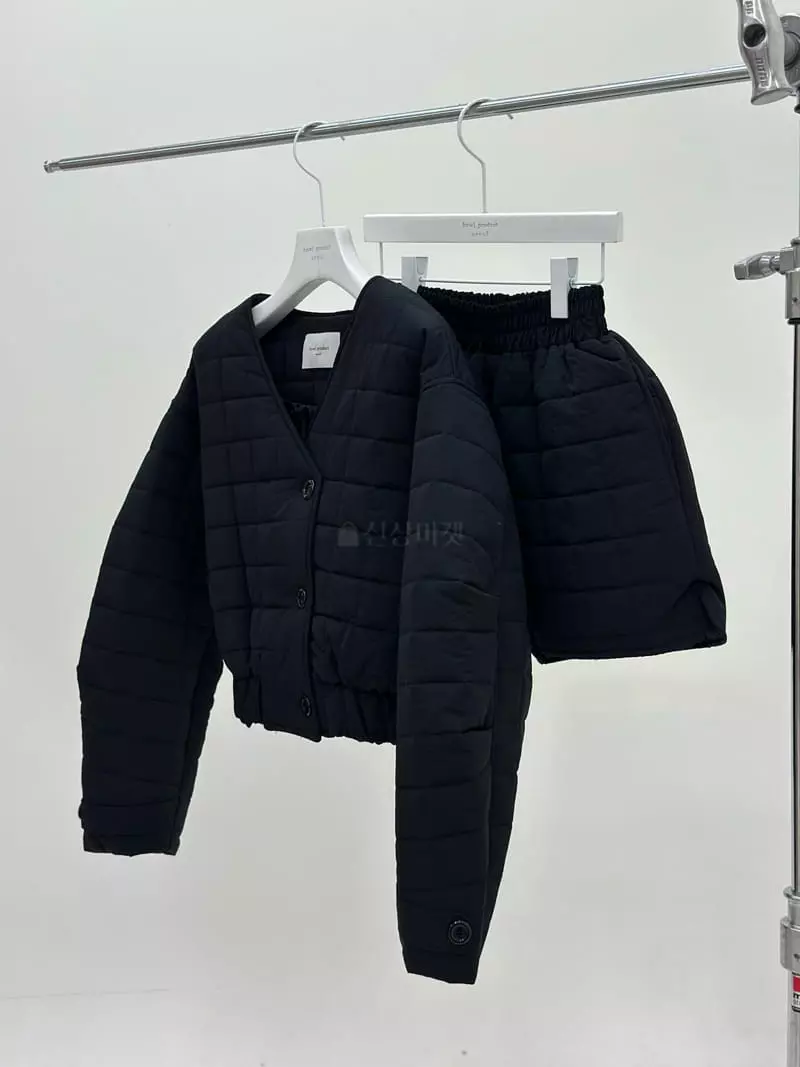 Howl - Korean Women Fashion - #womensfashion - Quilting Short Jumper - 10