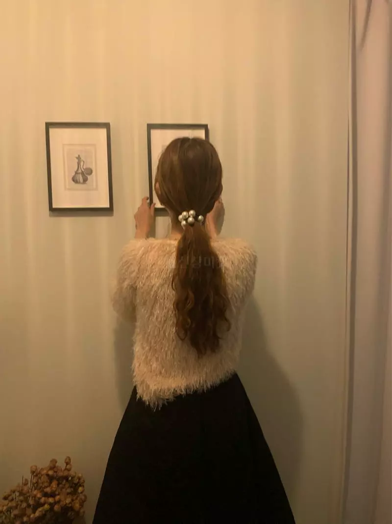 Hue - Korean Women Fashion - #vintagekidsstyle - Wing Blouse - 3