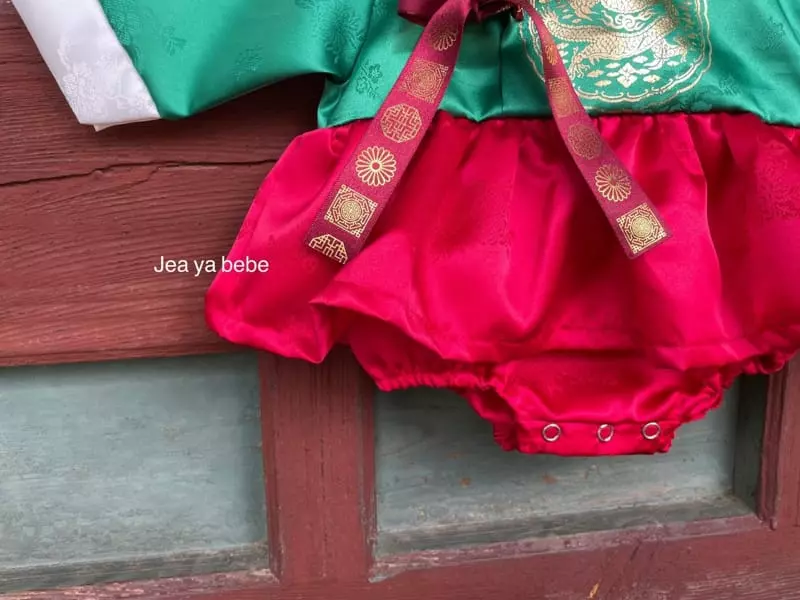 Jeaya & Mymi - Korean Baby Fashion - #babyfashion - Queen Hanbok Bodysuit - 12