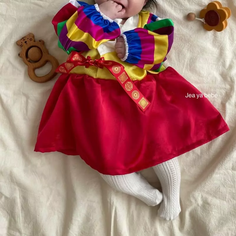 Jeaya & Mymi - Korean Baby Fashion - #babygirlfashion - Retro Girl Hanbok - 4