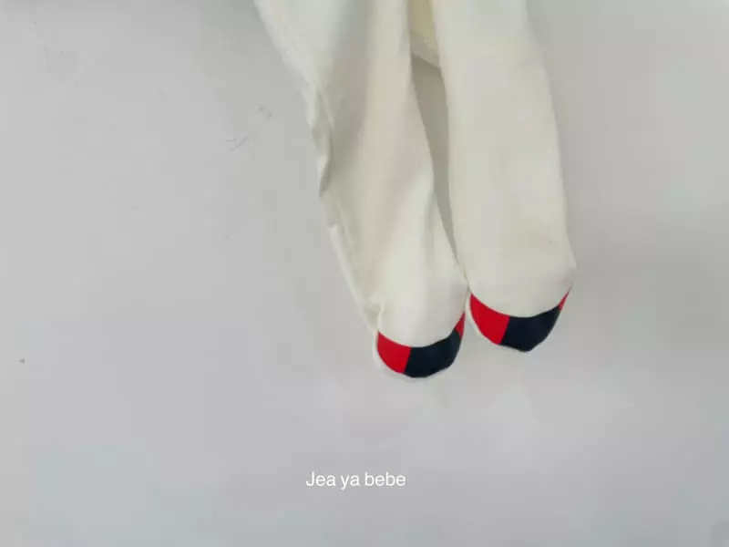 Jeaya & Mymi - Korean Baby Fashion - #babylifestyle - Flower Shoes Lwggings - 5