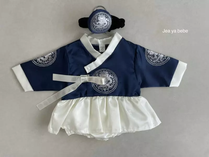Jeaya & Mymi - Korean Baby Fashion - #babyoutfit - Queen Hanbok Bodysuit - 4