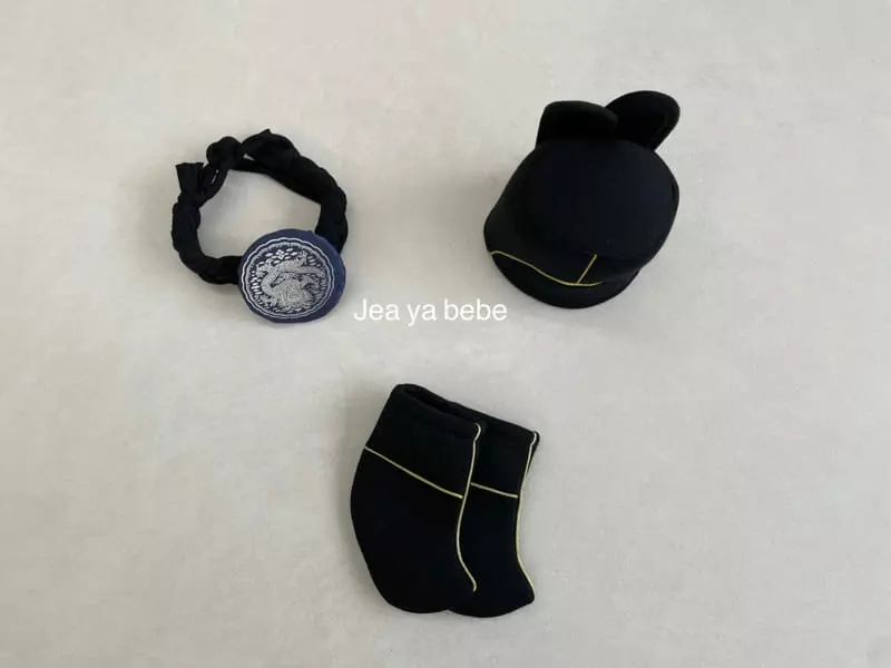 Jeaya & Mymi - Korean Baby Fashion - #babywear - Queen Hat - 7
