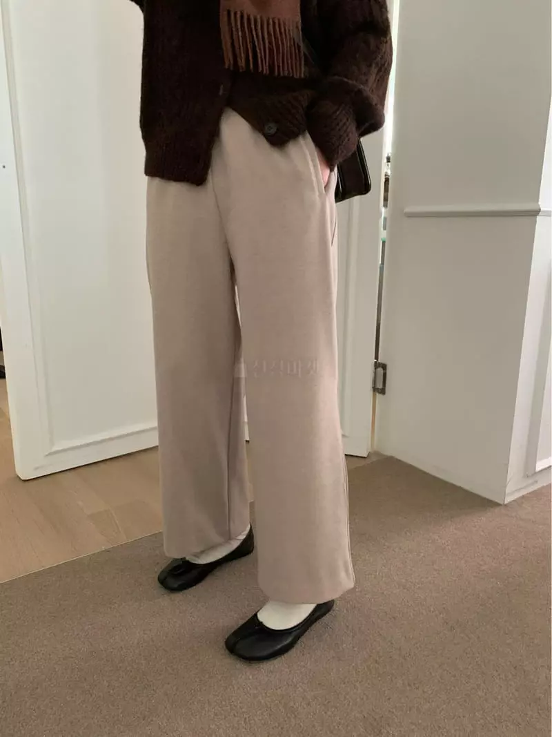 Lake Side - Korean Women Fashion - #momslook - Currot Pants