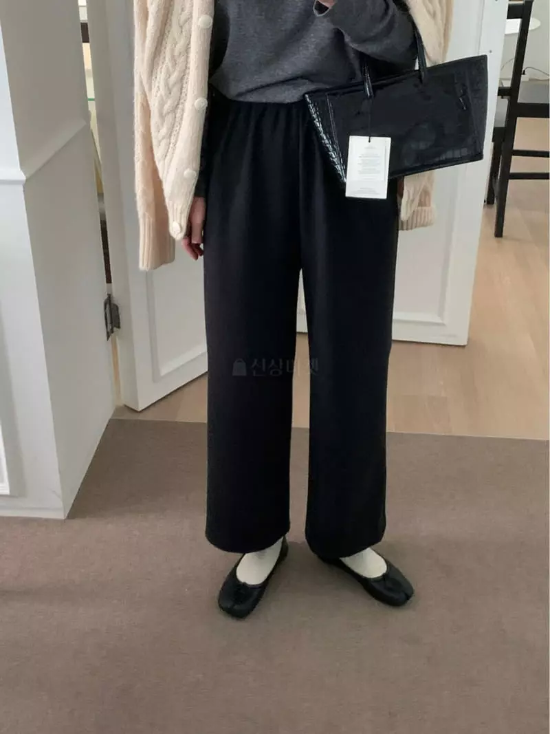Lake Side - Korean Women Fashion - #momslook - Currot Pants - 11