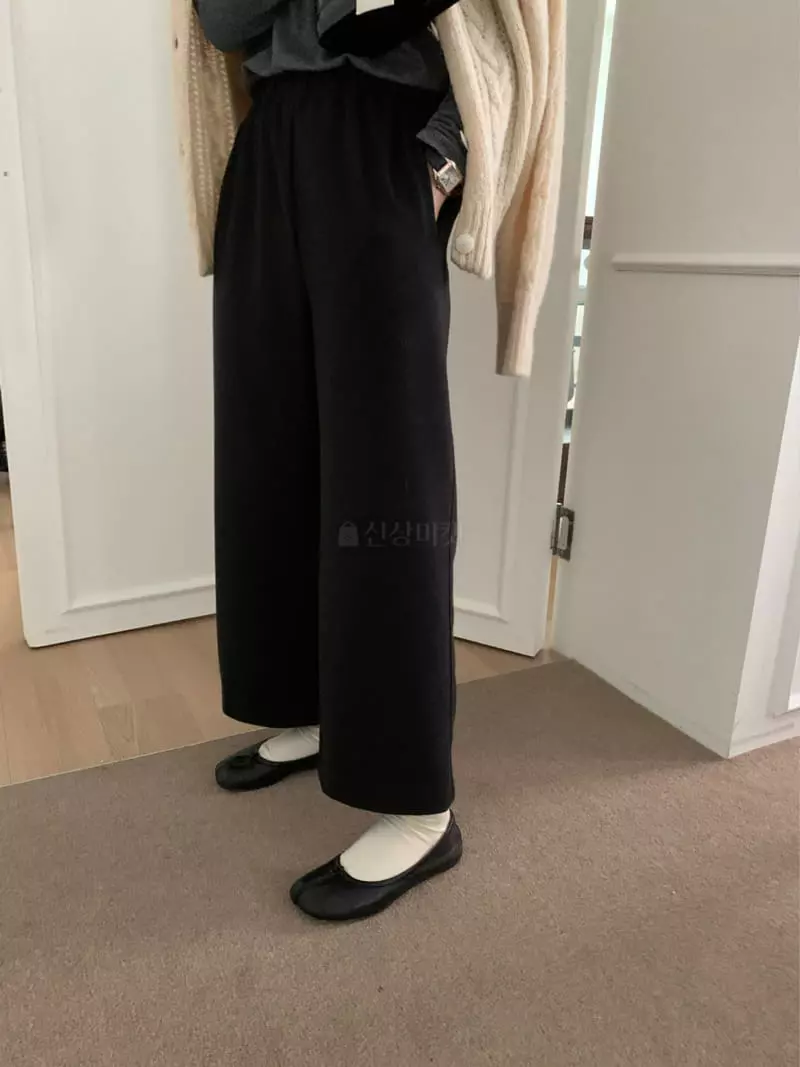 Lake Side - Korean Women Fashion - #womensfashion - Currot Pants - 12