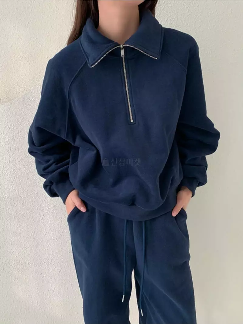 Level - Korean Women Fashion - #momslook - Fran Half Zip-up Sweatshirt - 3
