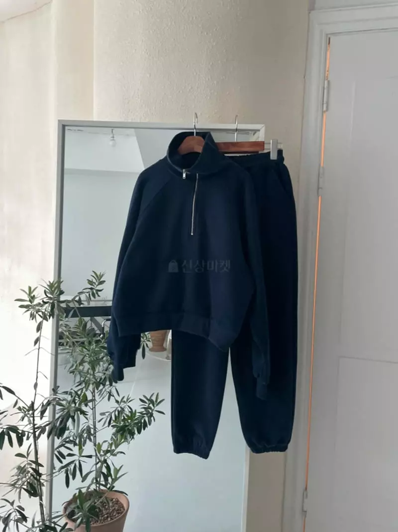 Level - Korean Women Fashion - #womensfashion - Fran Half Zip-up Sweatshirt - 6