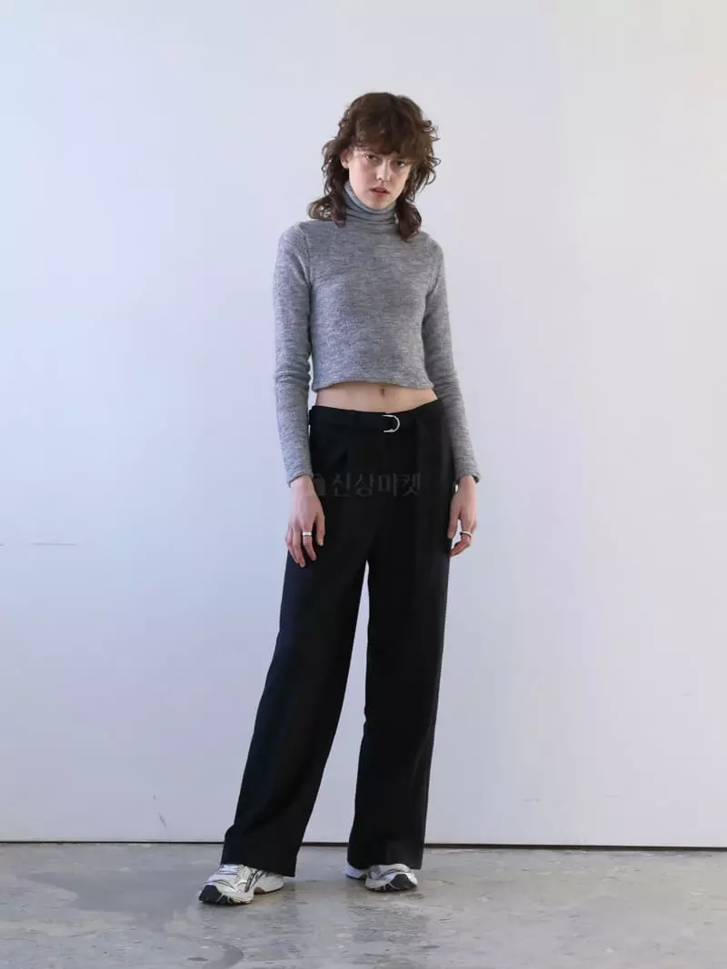 Libre-Cestlavie - Korean Women Fashion - #pursuepretty - Poca Turtleneck Tee - 2