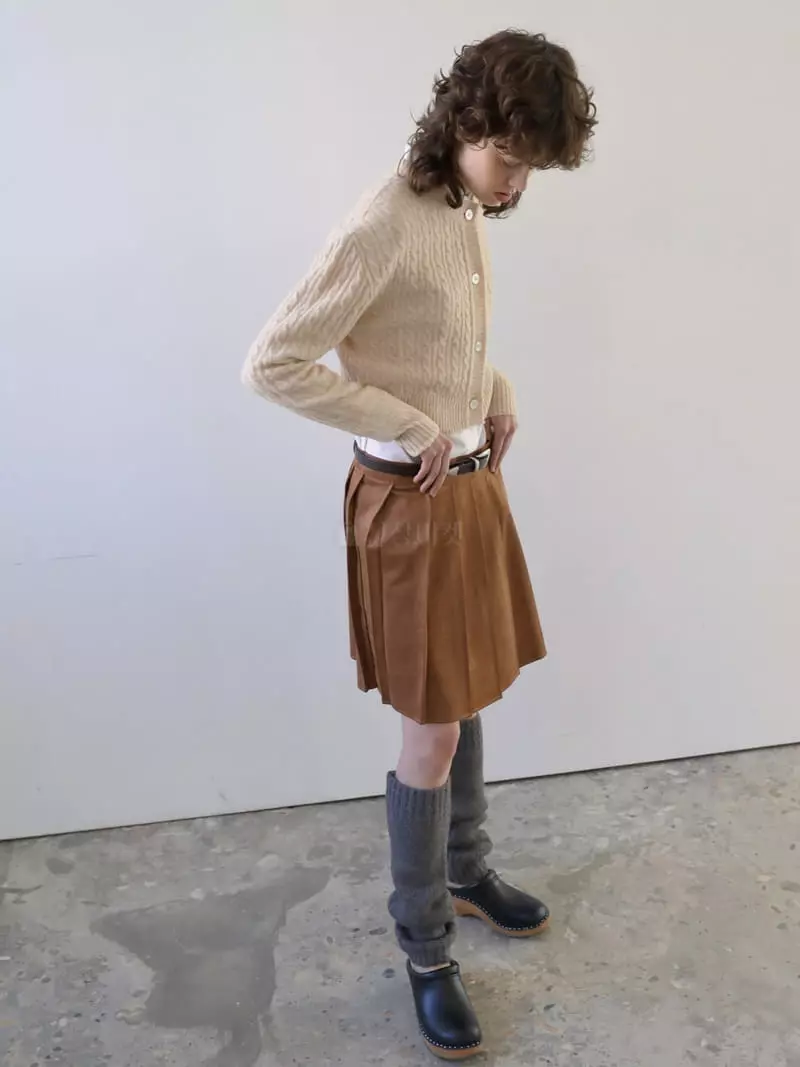 Libre-Cestlavie - Korean Women Fashion - #momslook - Suede Wrinkle Skirt - 4