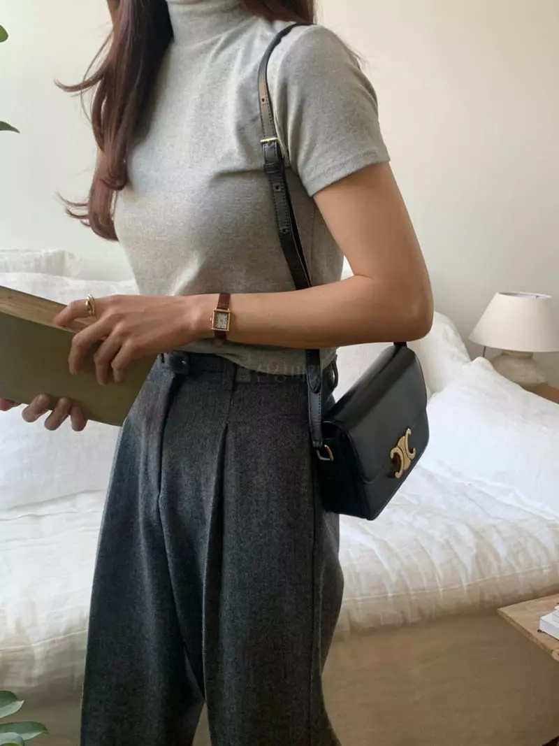 Libre - Korean Women Fashion - #shopsmall - Madeline Turtleneck Tee - 4