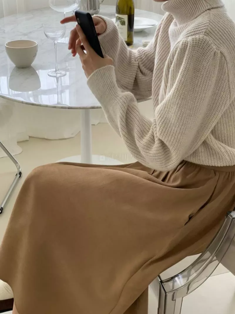 Libre - Korean Women Fashion - #womensfashion - Puff Turtlenck Knit Tee - 12