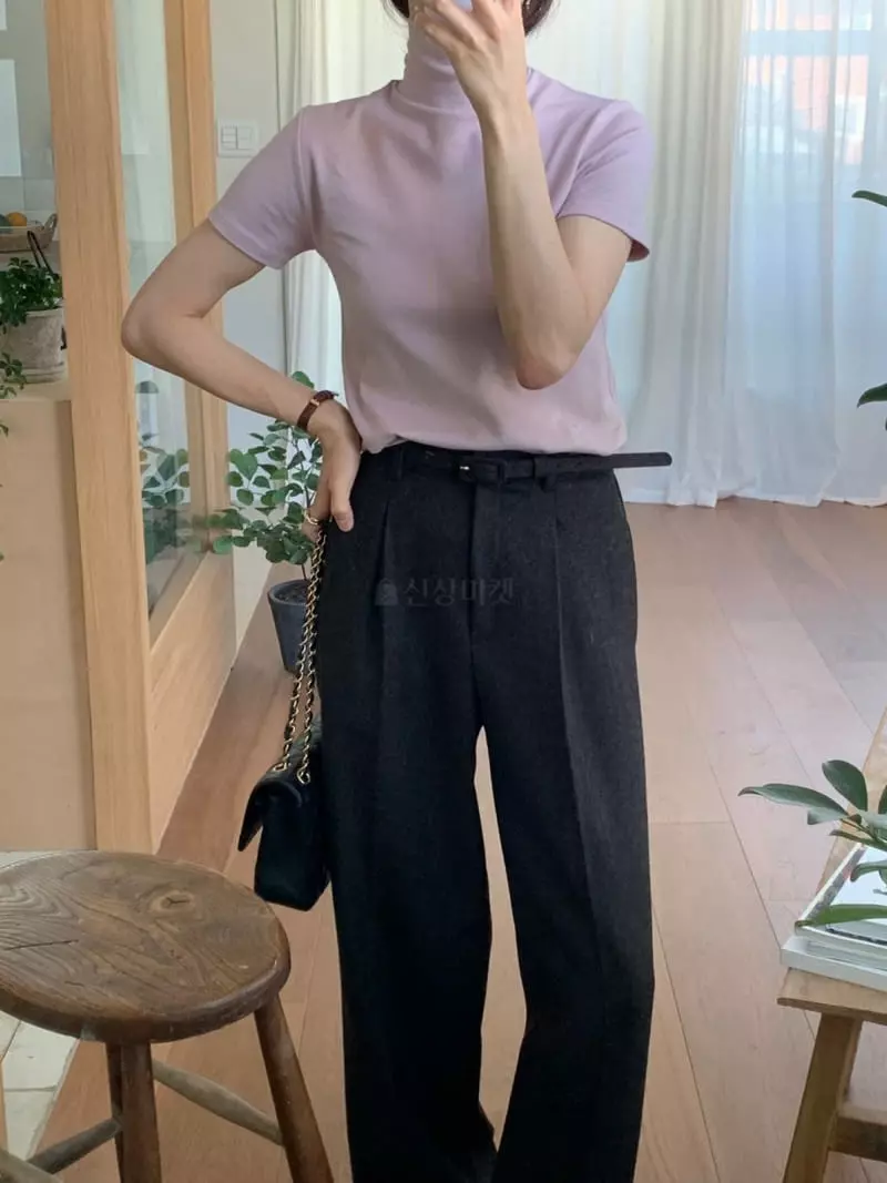 Libre - Korean Women Fashion - #womensfashion - Madeline Turtleneck Tee - 11