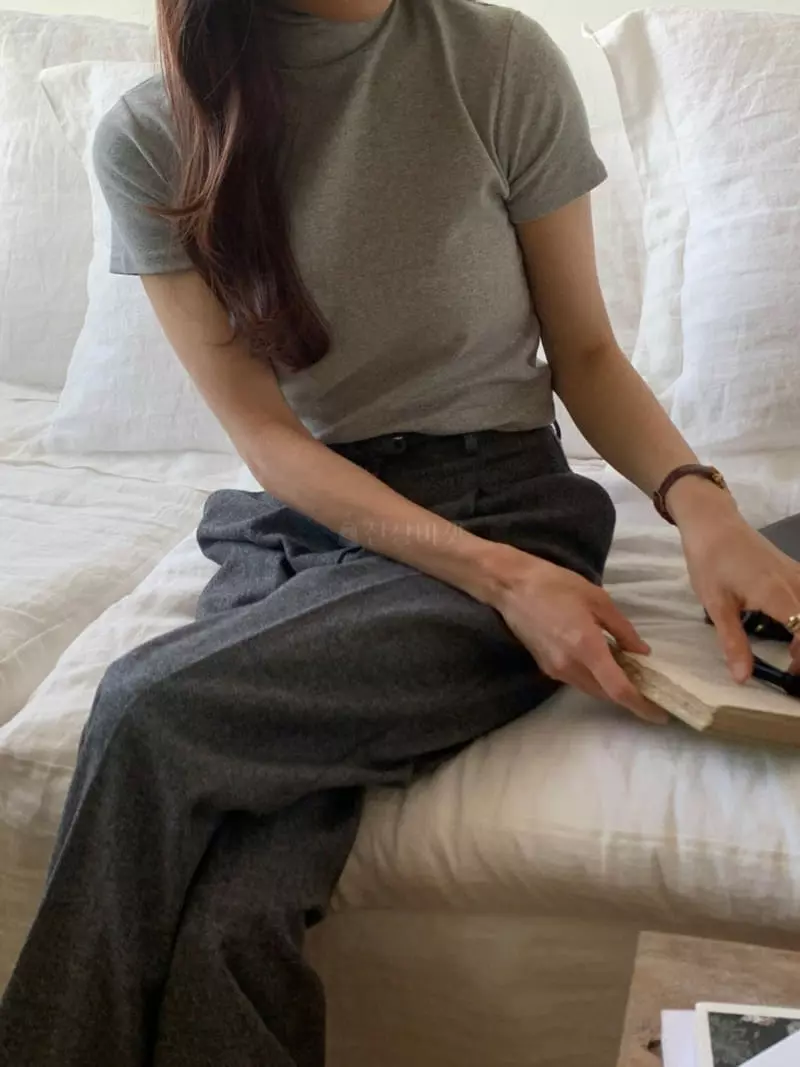 Libre - Korean Women Fashion - #womensfashion - Madeline Turtleneck Tee - 7