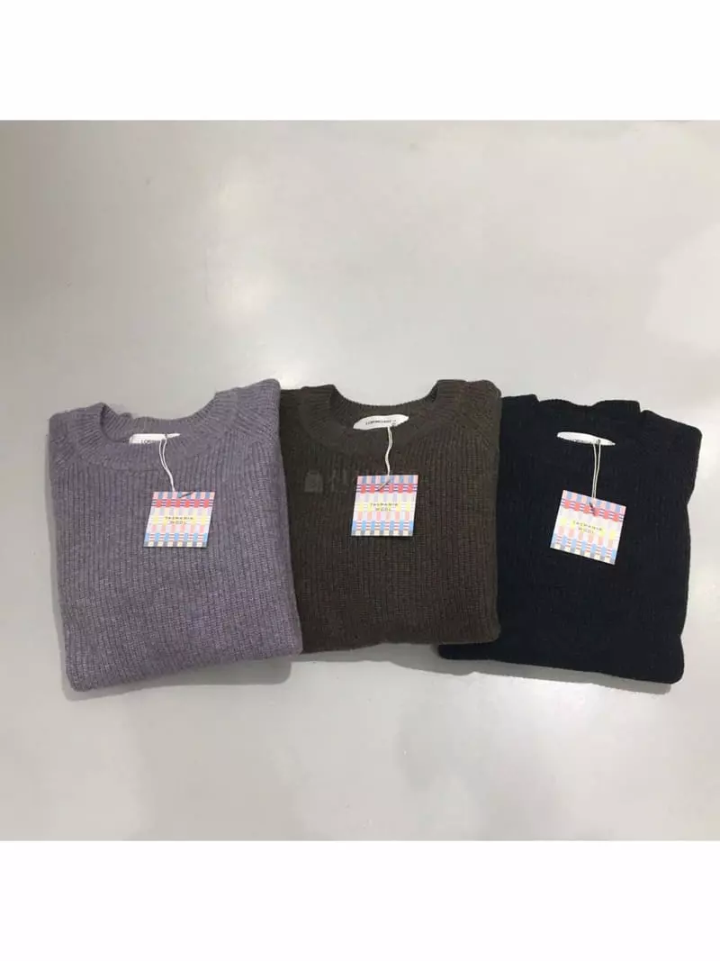 Loringrei - Korean Women Fashion - #momslook - R Knit Tee - 6