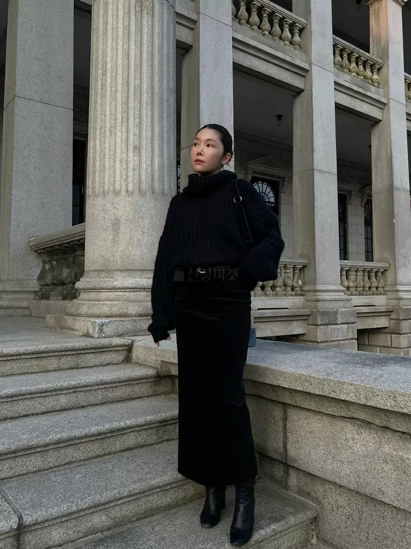 Lowburn - Korean Women Fashion - #momslook - Nijou Alpaca Knit Tee - 10
