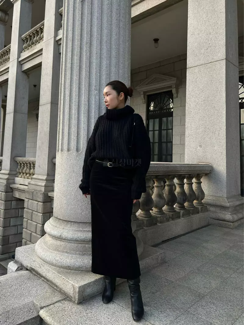 Lowburn - Korean Women Fashion - #momslook - Nijou Alpaca Knit Tee - 11