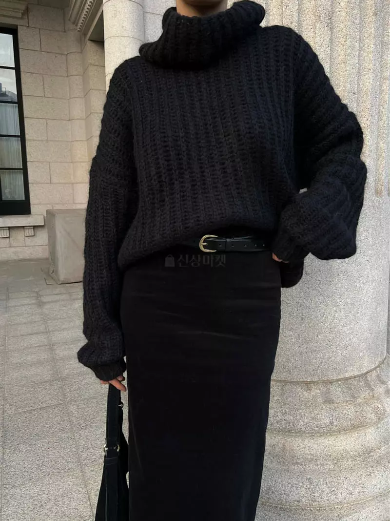 Lowburn - Korean Women Fashion - #momslook - Nijou Alpaca Knit Tee - 9