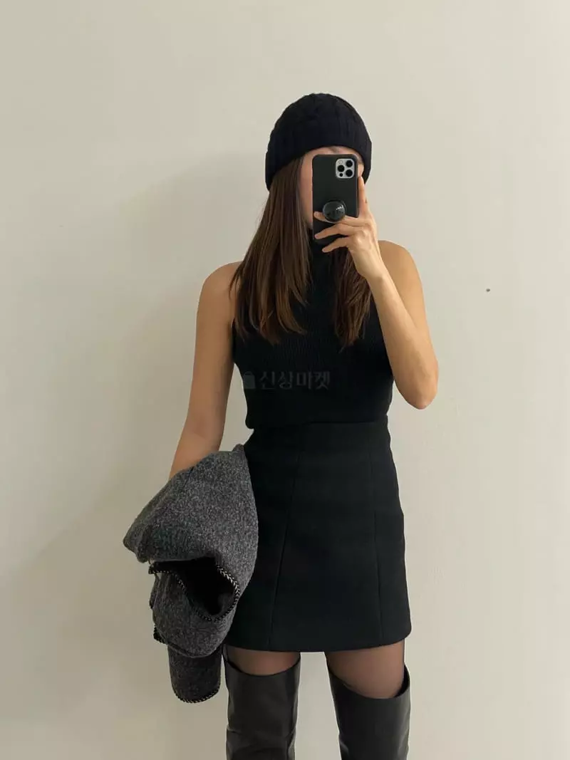 Lowburn - Korean Women Fashion - #momslook - Whole Turtlneck Sleeeless - 7