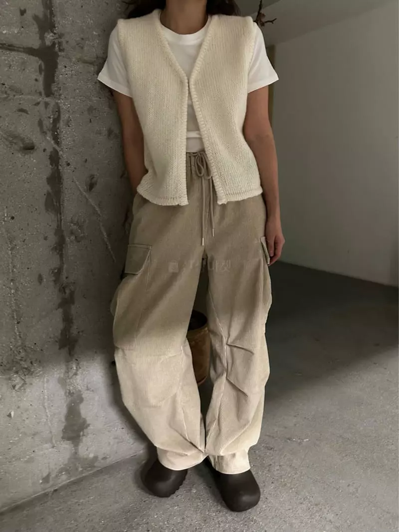 Maint - Korean Women Fashion - #momslook - Hock Vest - 3
