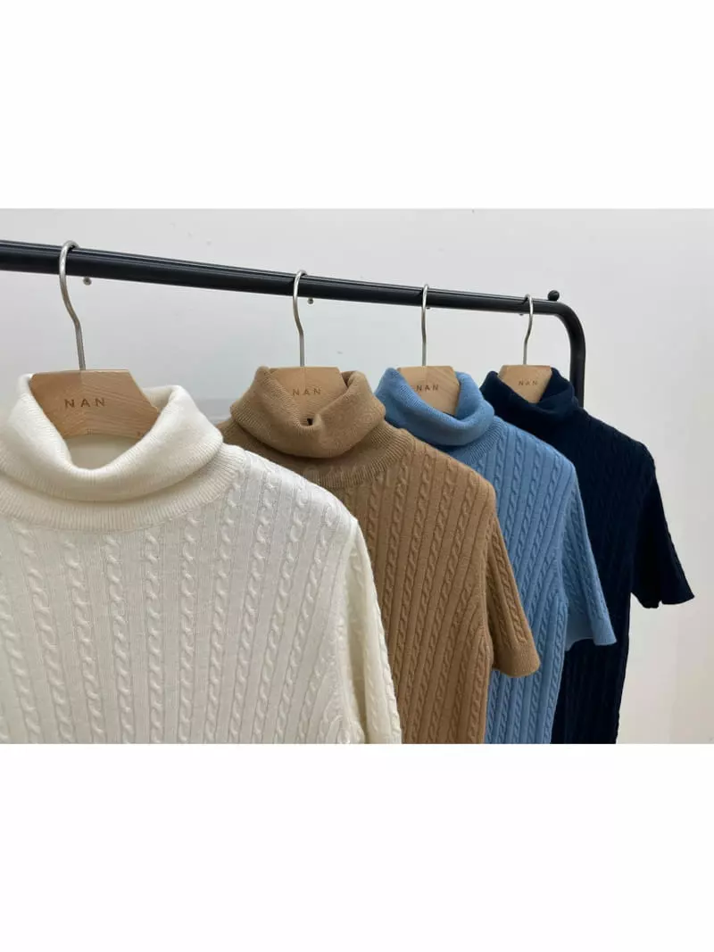 Nan - Korean Women Fashion - #pursuepretty - Cash Twist Turtleneck Tee - 3