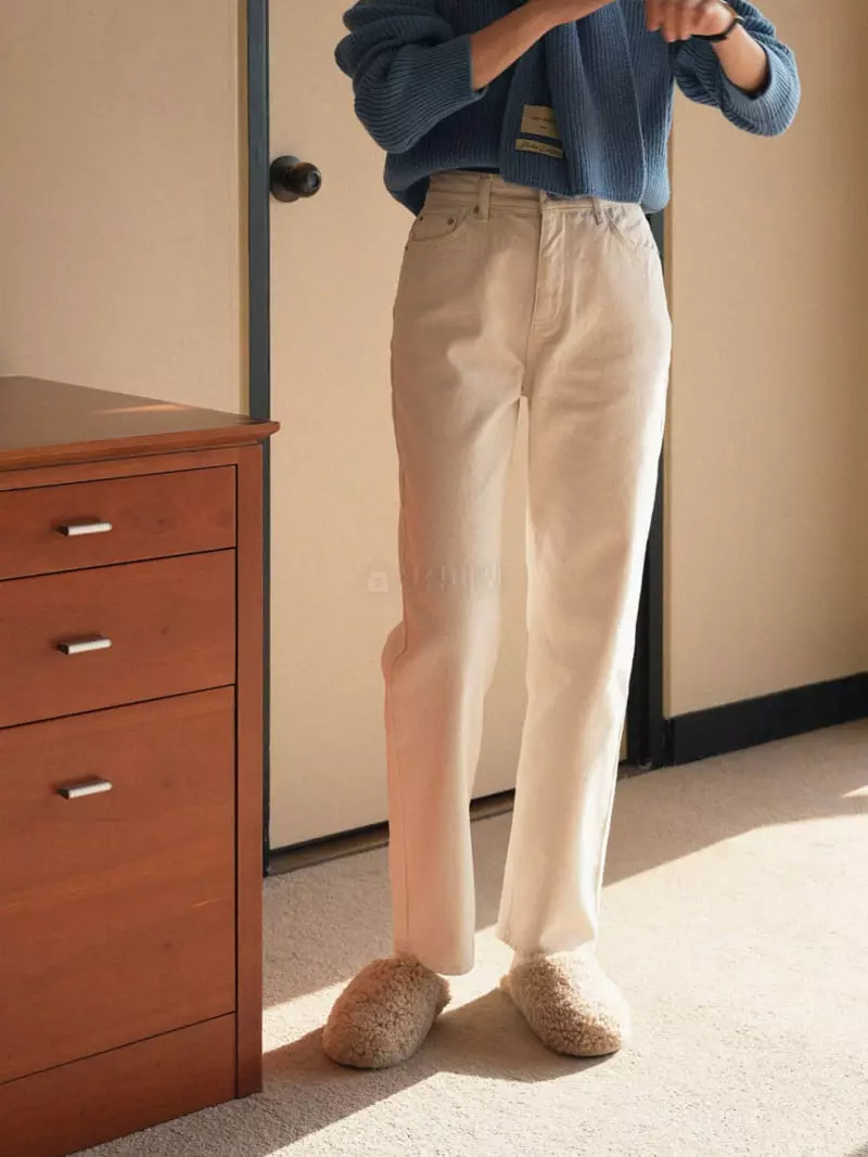 Nan - Korean Women Fashion - #womensfashion - brush Jeans - 2