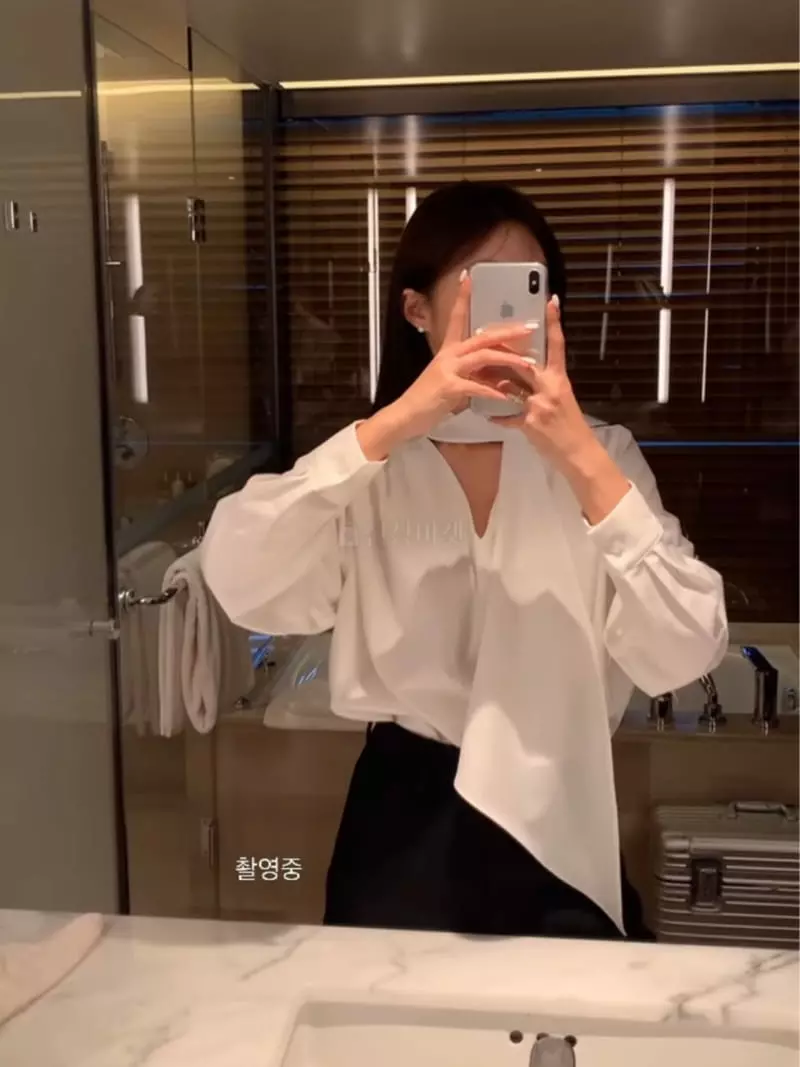 Nave - Korean Women Fashion - #womensfashion - Marran Blouse - 2