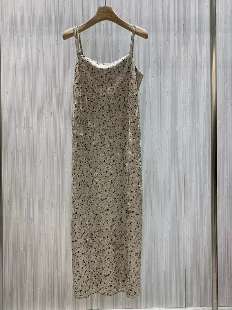 Neroli36 - Korean Women Fashion - #momslook - Flower Velvet One-piece - 10