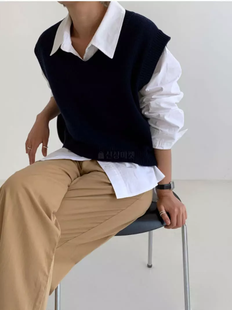 Neuf Nine - Korean Women Fashion - #momslook - Boxy Vest - 3