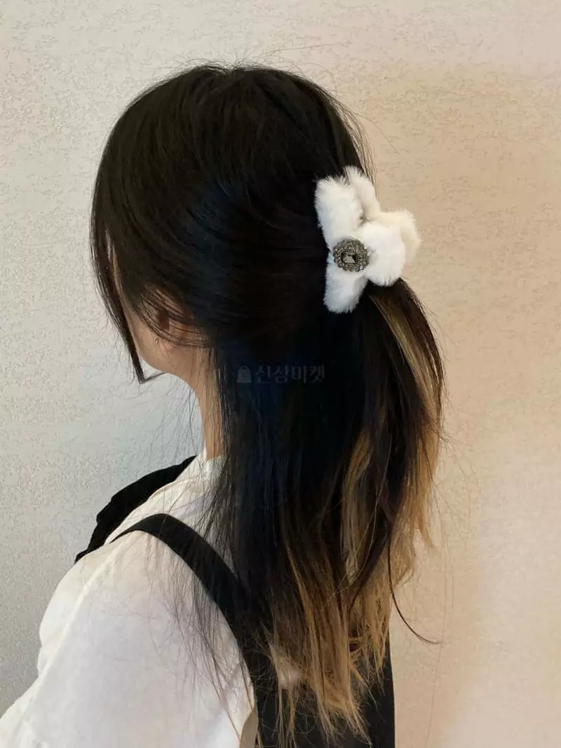 Nouveau - Korean Women Fashion - #momslook - Stone Mini Twist hairpin - 3