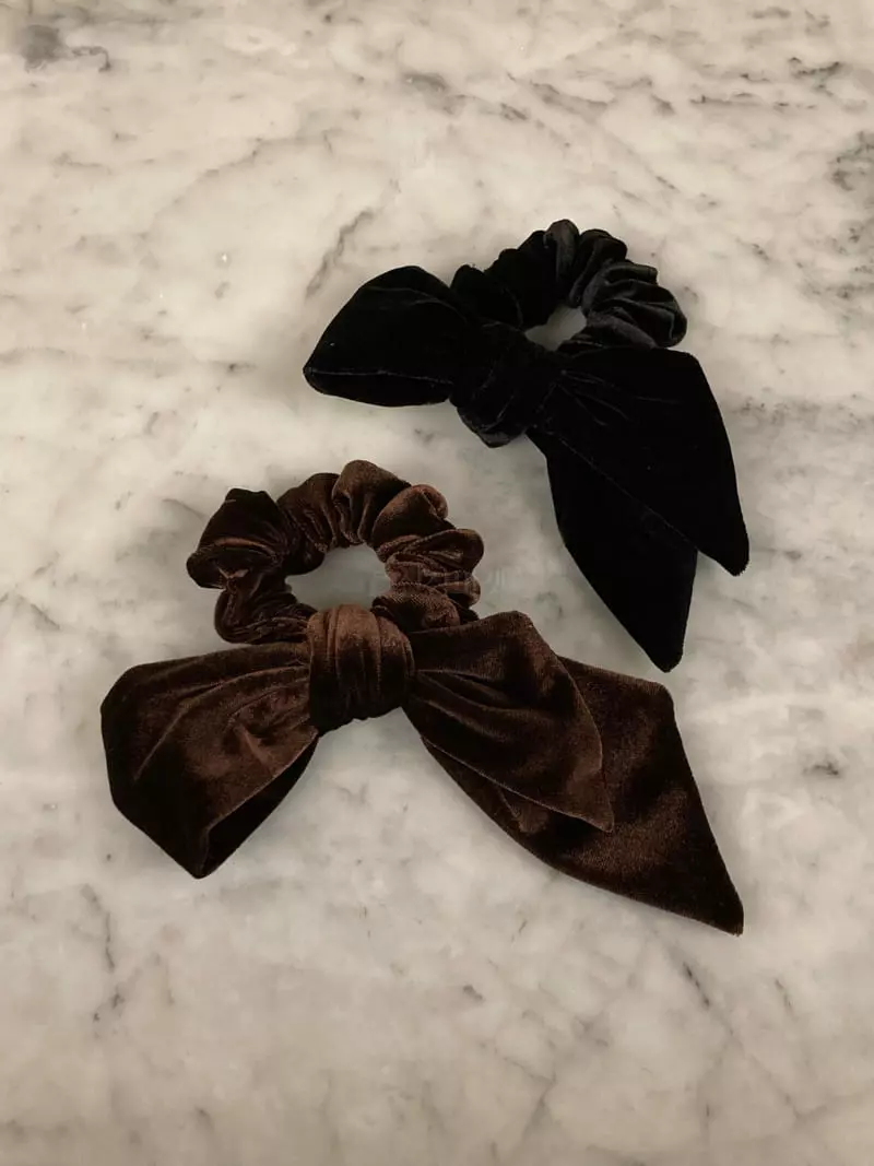 Nouveau - Korean Women Fashion - #womensfashion - Velvet Hairring - 4