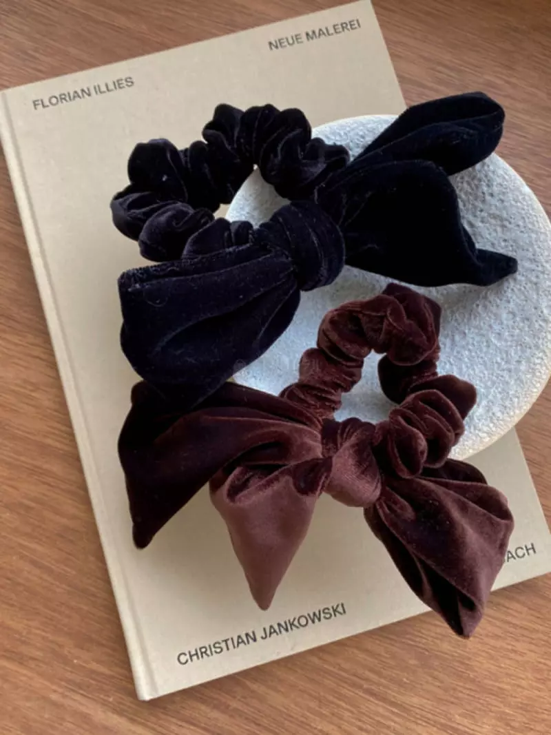 Nouveau - Korean Women Fashion - #womensfashion - Velvet Hairring - 3