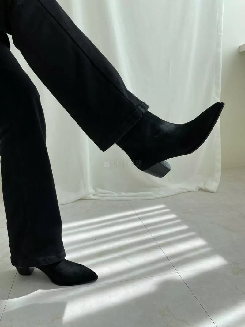 Onandon - Korean Women Fashion - #momslook - 5738 Boots - 10