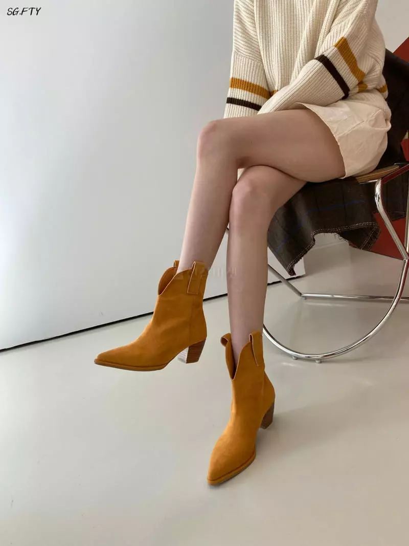 Onandon - Korean Women Fashion - #momslook - 5738 Boots - 2