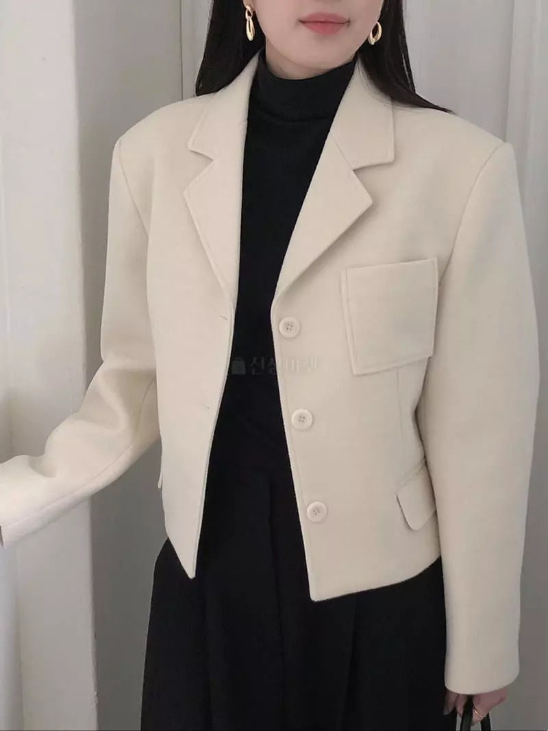 Overclassic - Korean Women Fashion - #momslook - Winter Short Jacket - 4