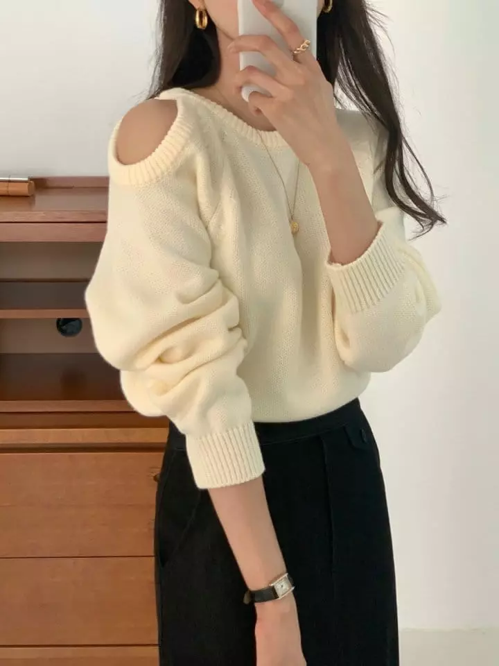 Jeiin - Korean Women Fashion - #romanticstyle - Slit Knit Tee - 3